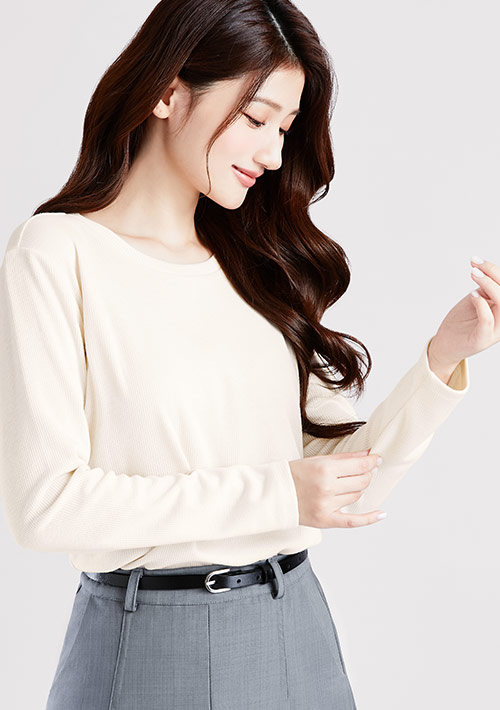 美麗諾羊毛圓領針織上衣