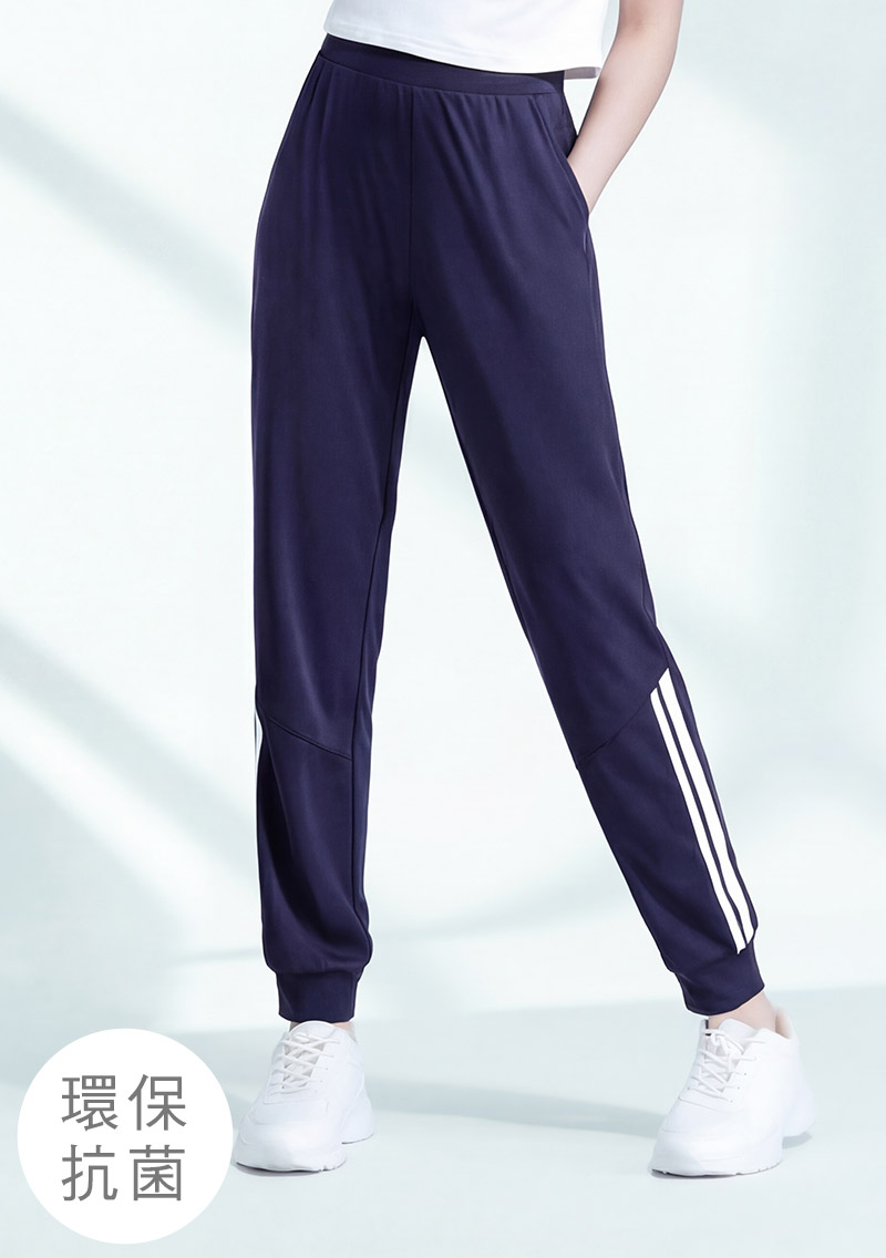 舒適.MIT永續環保材質-抗UV吸排抗菌條紋印花束口長褲