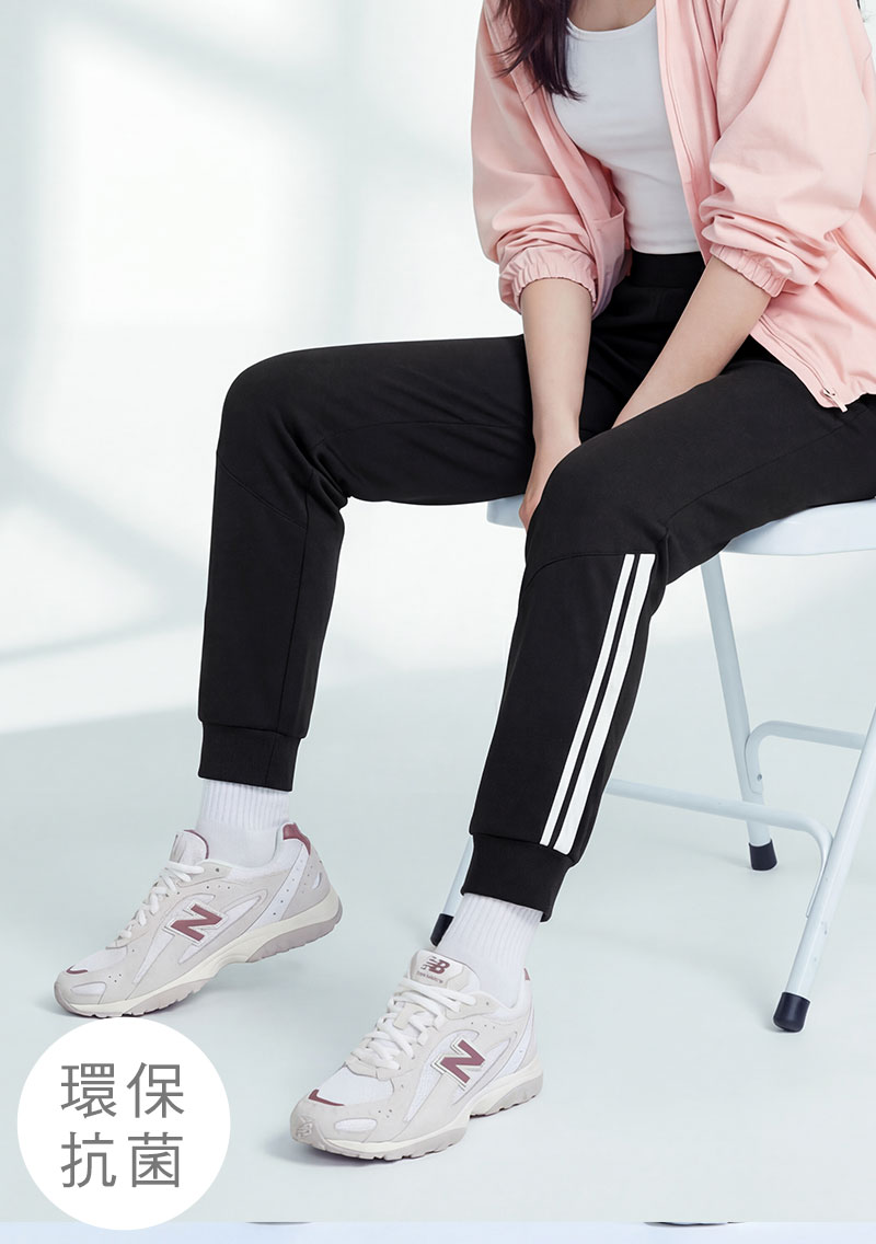 舒適.MIT永續環保材質-抗UV吸排抗菌條紋印花束口長褲