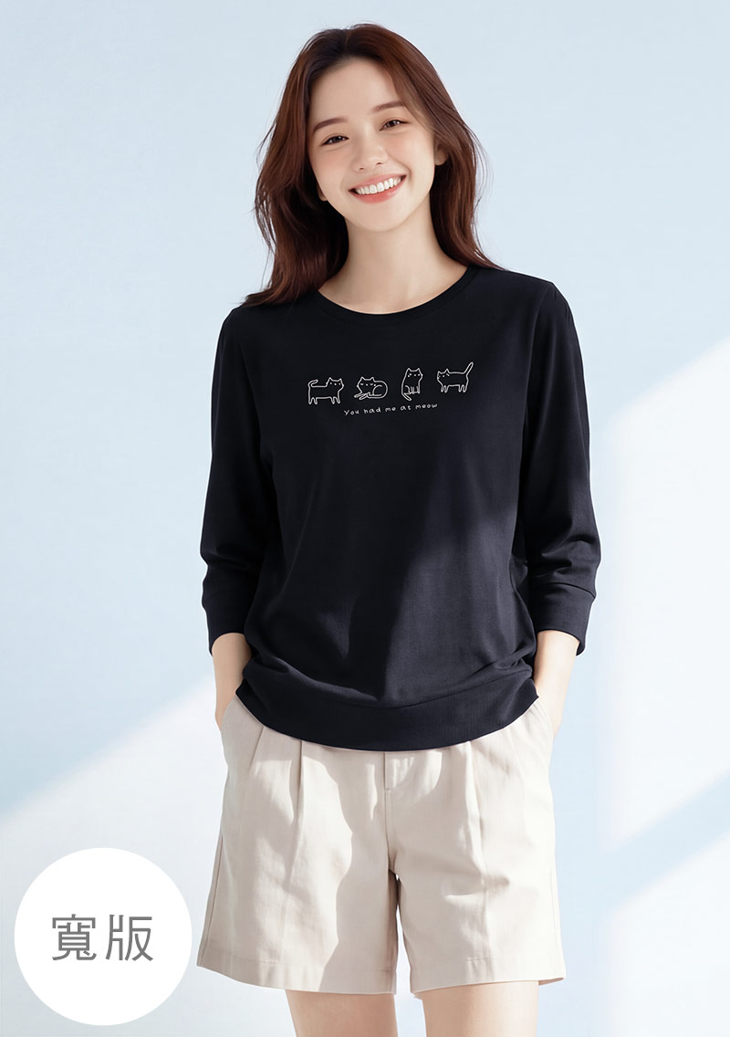 純棉貓咪印花七分袖寬版上衣