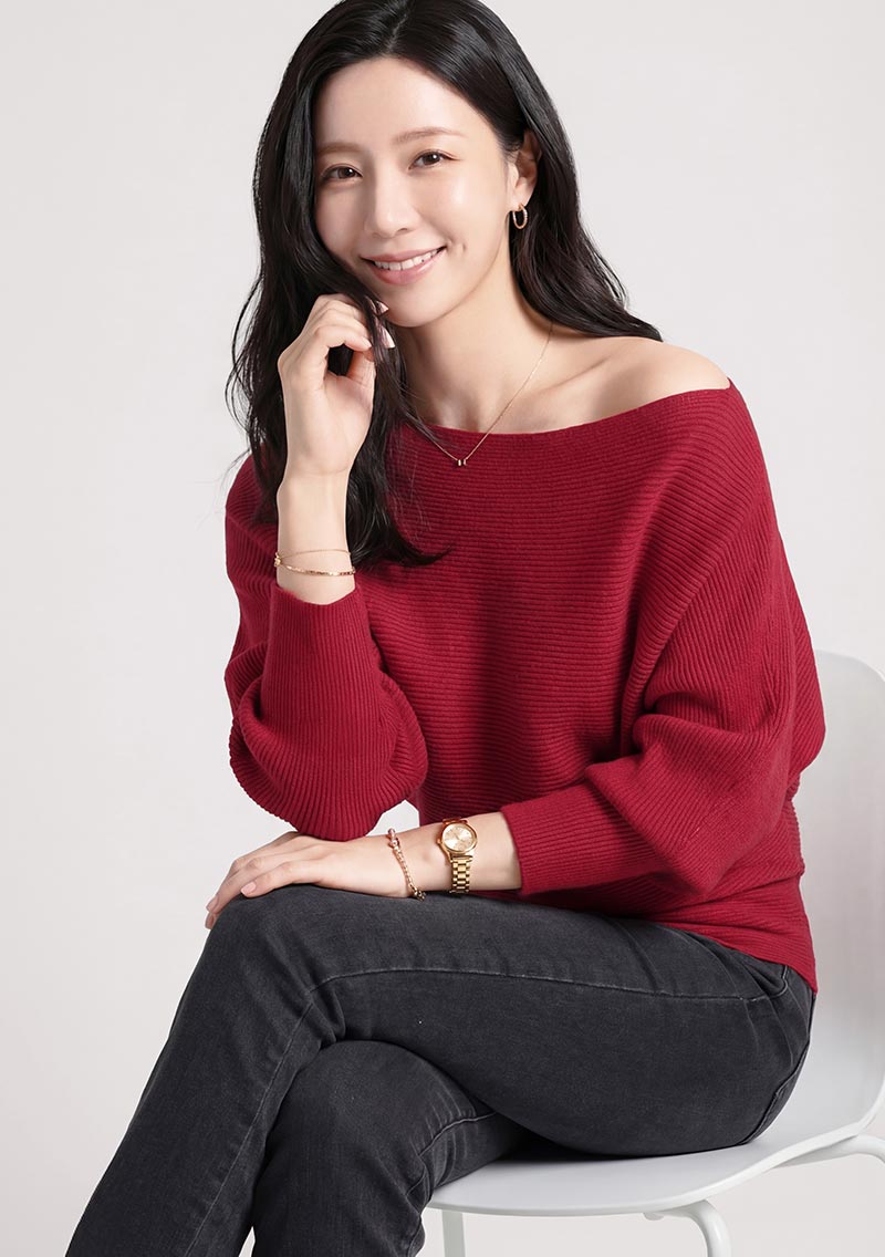 一字領連袖針織衫