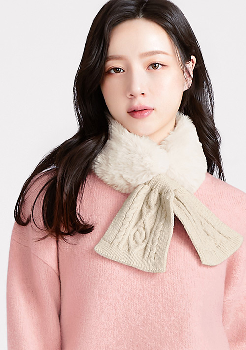 輕奢仿兔毛針織圍巾