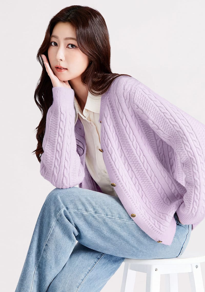 溫柔麻花開襟毛衣