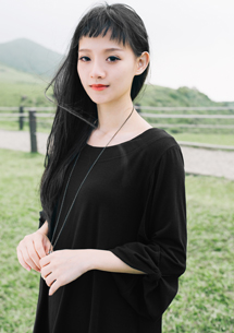 恬柔美感四面彈長版上衣