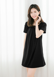 甜美女孩壓摺寬鬆長上衣