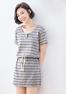 休閒知性彩條開釦洋裝