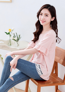【限時$199】甜漾荷葉小白花蕾絲上衣