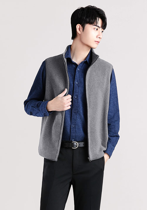 保暖.柔軟.舒適.MIT環保材質-Fleece保暖立領背心-男裝