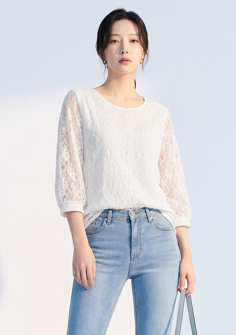 蕾絲七分袖上衣