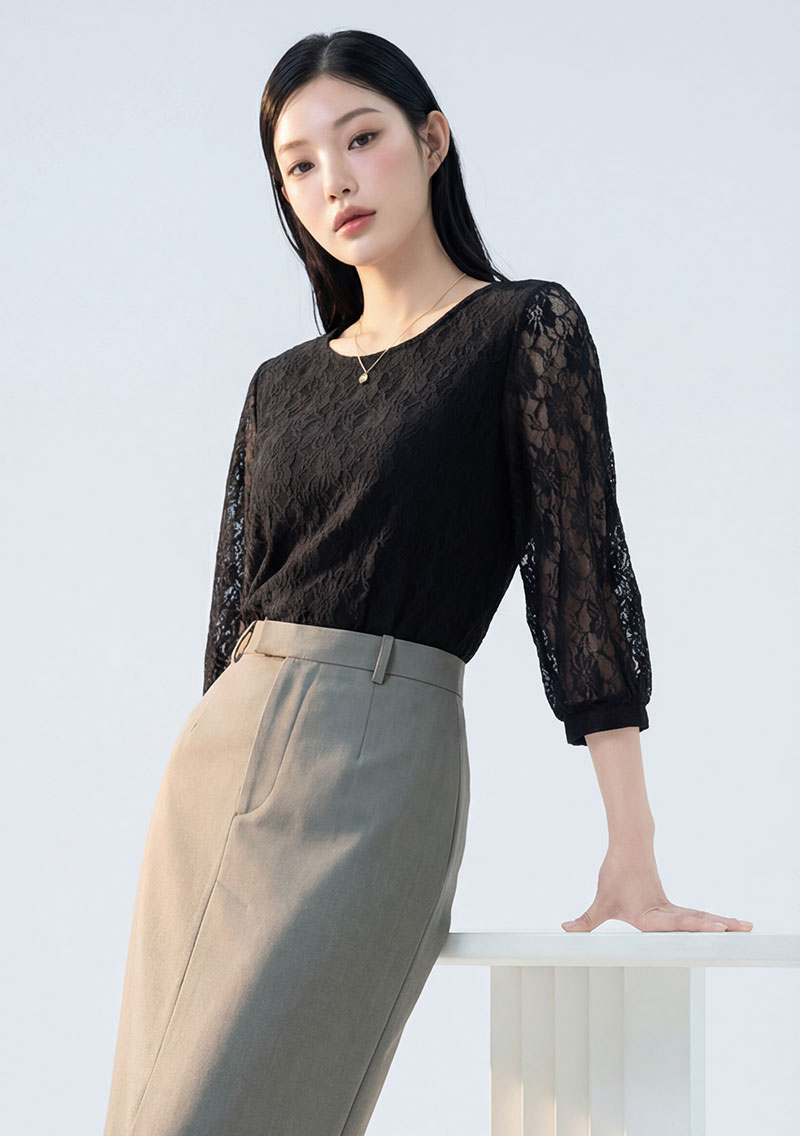 蕾絲七分袖上衣